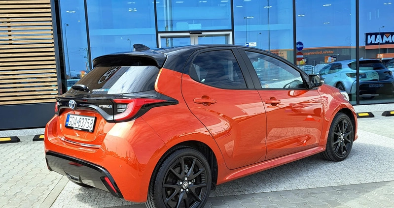 Toyota Yaris cena 105900 przebieg: 2100, rok produkcji 2023 z Kołobrzeg małe 154